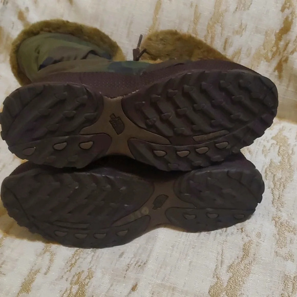 The North Face Camo Nuptse Boots Winter Snow Faux Fur Goose Down Womens Sz 7.5 - Picture 5 of 5